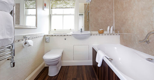 Clean, modern en-suite bathrooms